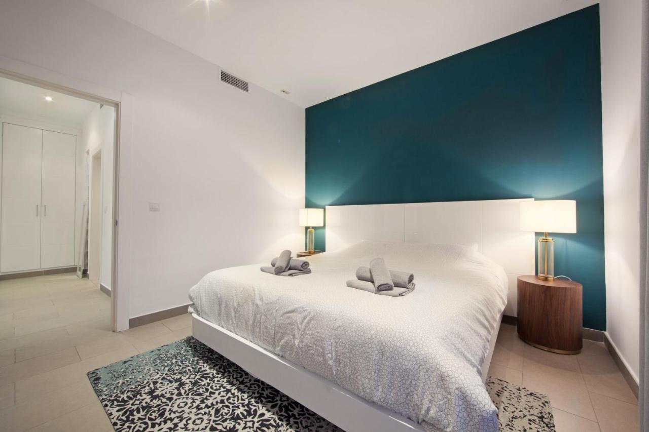 Modern Villa close to Costabella beach Marbella Exterior foto