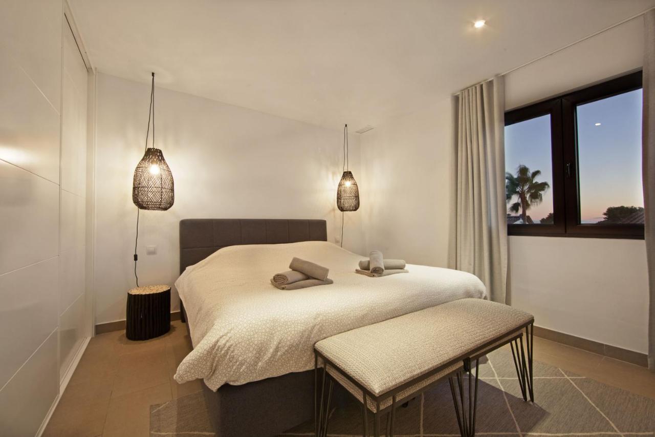 Modern Villa close to Costabella beach Marbella Exterior foto